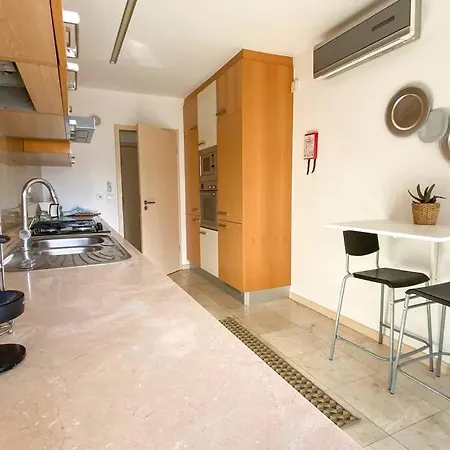 Bay - Piscina Apartment *